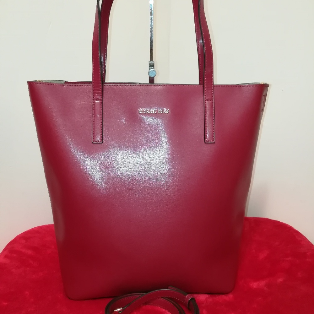 *sold*Michael Kors Emry Large Tote